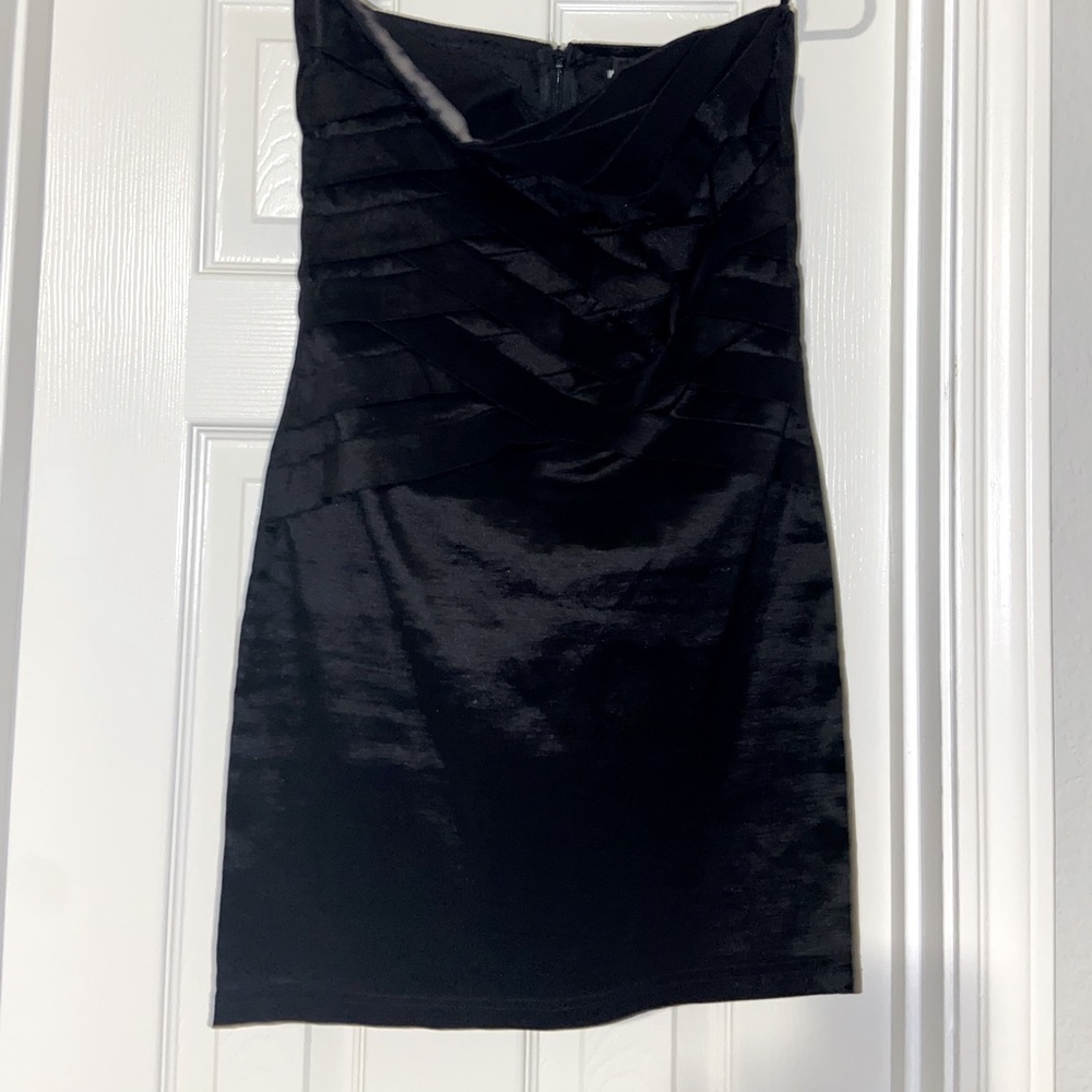 Black strapless dress